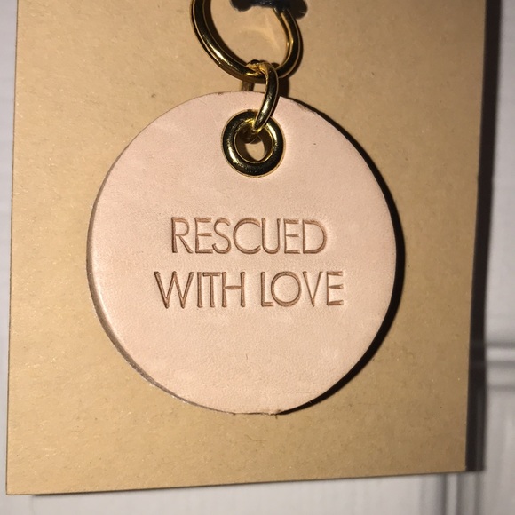 NWT Leather Pet Tag Rescued With Love - Picture 2 of 5